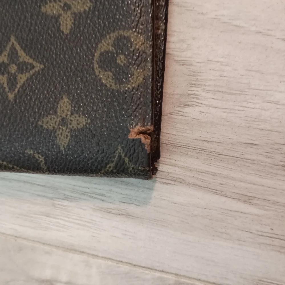 Authentic Louis Vuitton Multiple Wallet Monogram Canvas